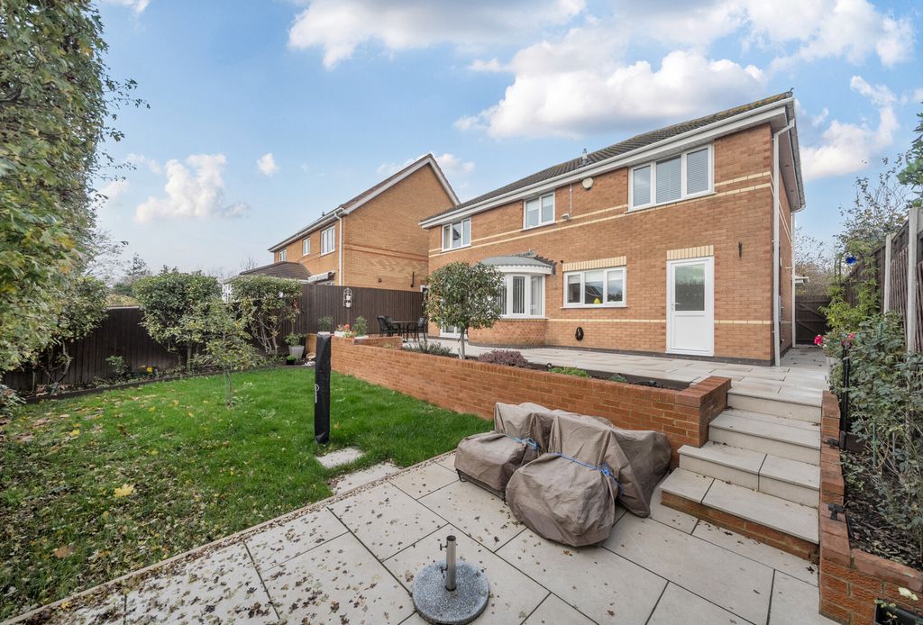 Property photo 3 of 19 1380728-6-6913381...