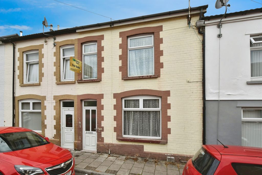 Property photo 1 of 15