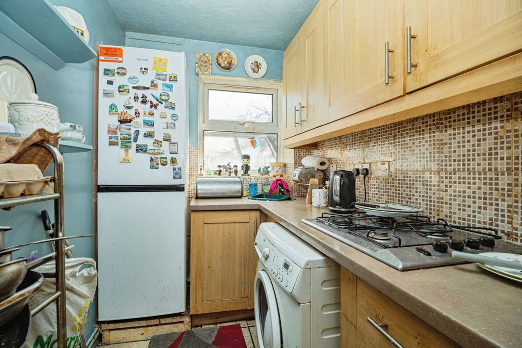 Property photo 3 of 15 Pbox-Img.Jpg