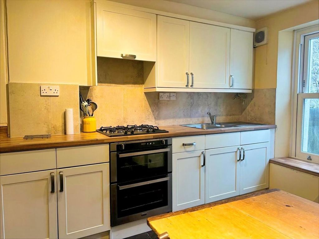 Property photo 2 of 9 Beau Kitchen1.Jpg