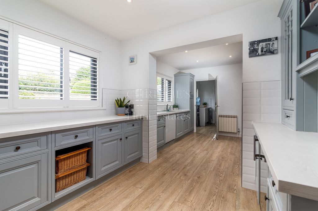 Property photo 3 of 24 Not Specified