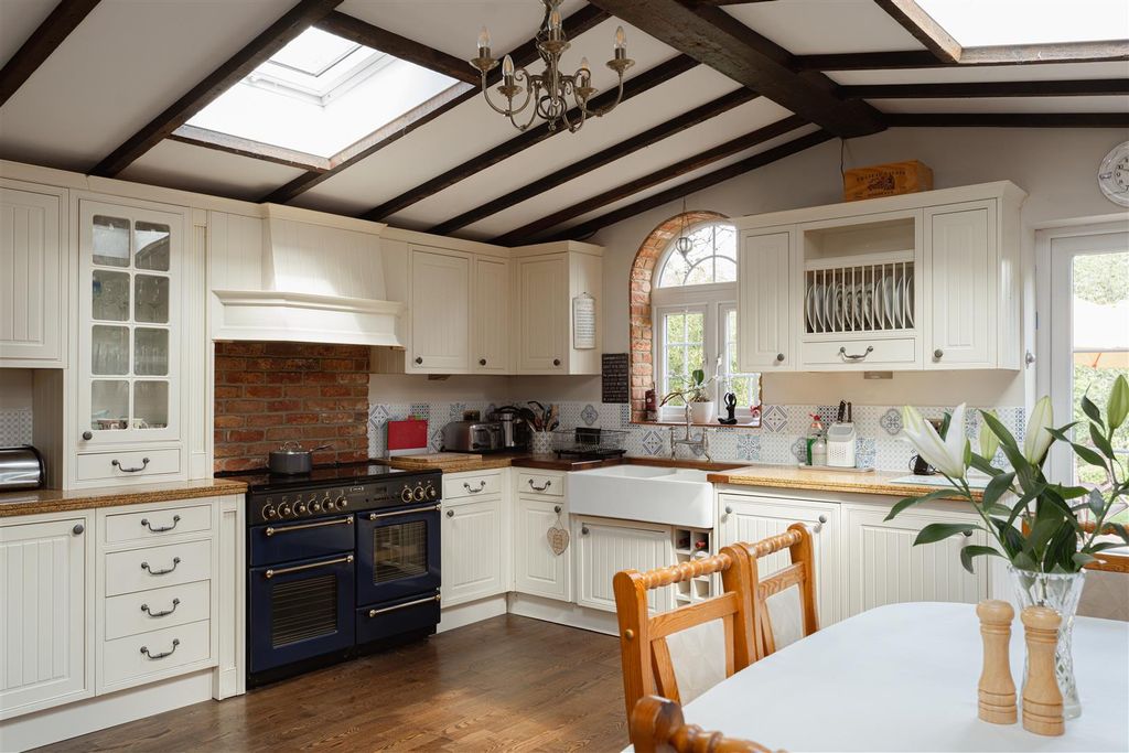 Property photo 2 of 23 2.Jpg