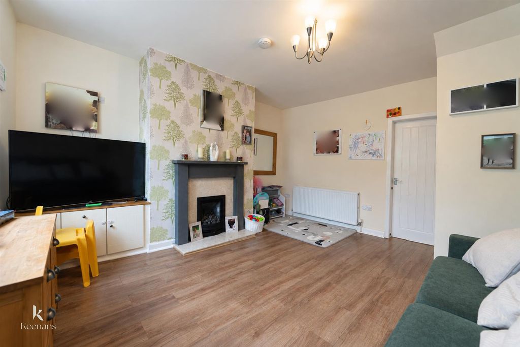 Property photo 2 of 16 .-408.Jpg