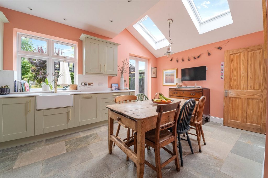 Property photo 3 of 15 Kitchen Breakfast Rm