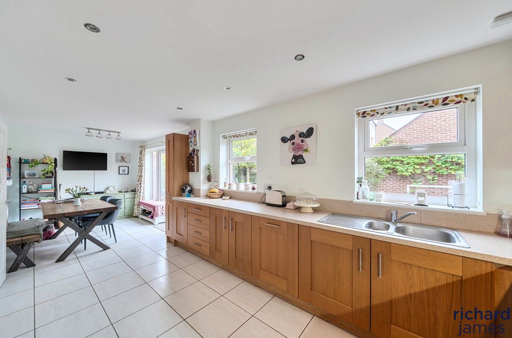 Property photo 3 of 24 506Dd09B29504Af6A76694d59Fced470