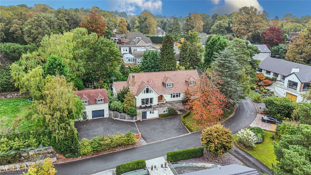 Property photo 1 of 73 Picture No. 02