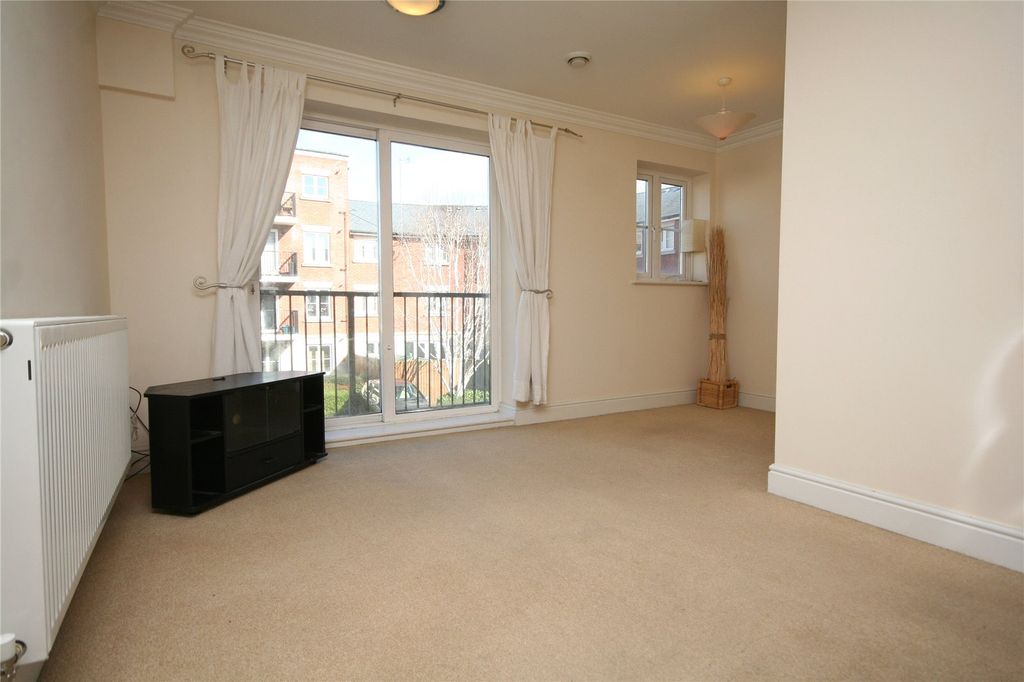 Property photo 1 of 10 Picture No. 13