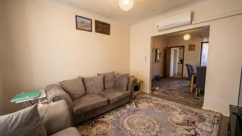 Property photo 3 of 16