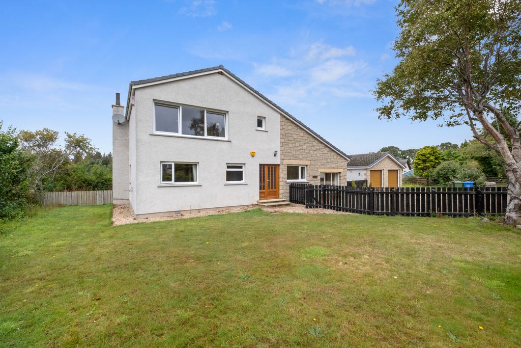 Property photo 1 of 21