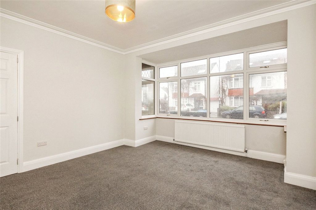 Property photo 2 of 23 Reception