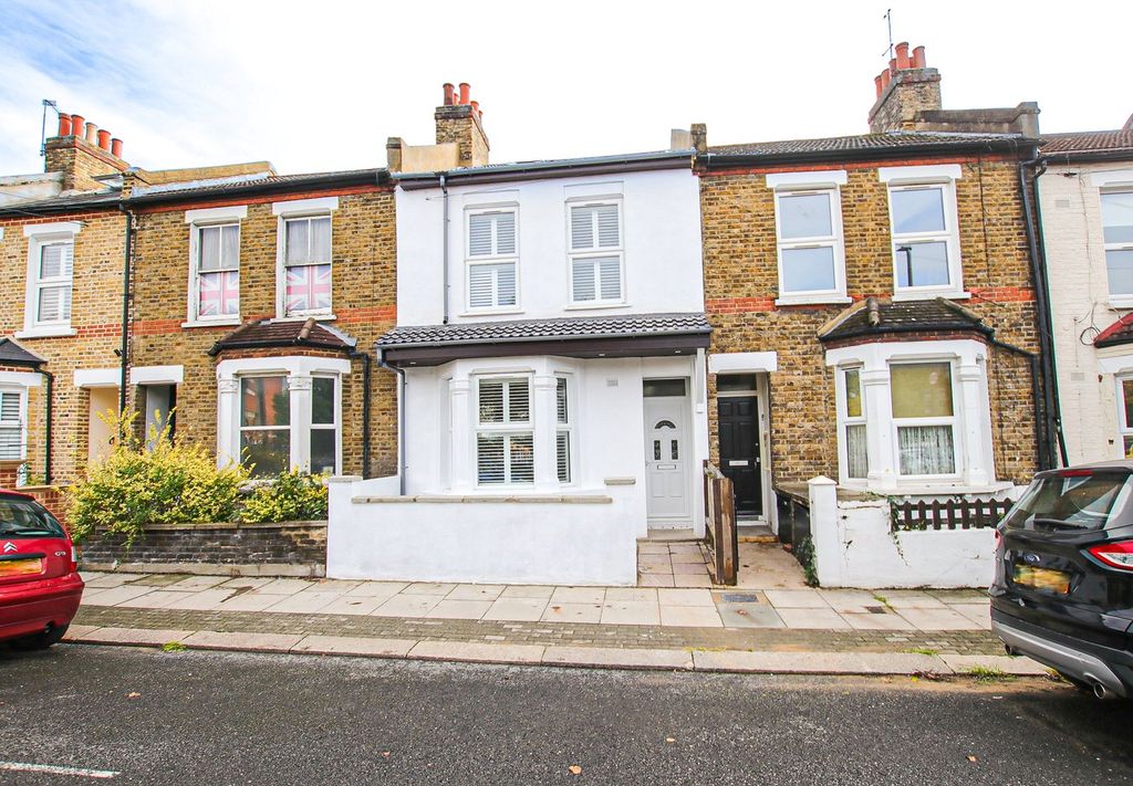 Property photo 1 of 18