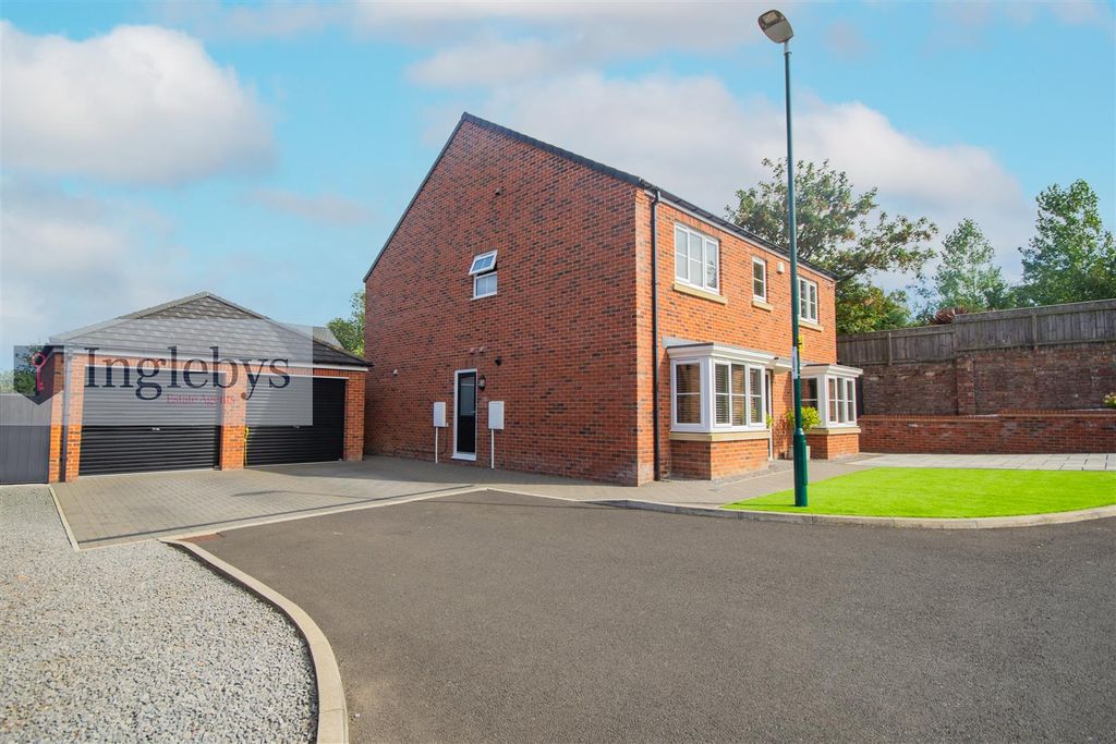 Property photo 1 of 45 1