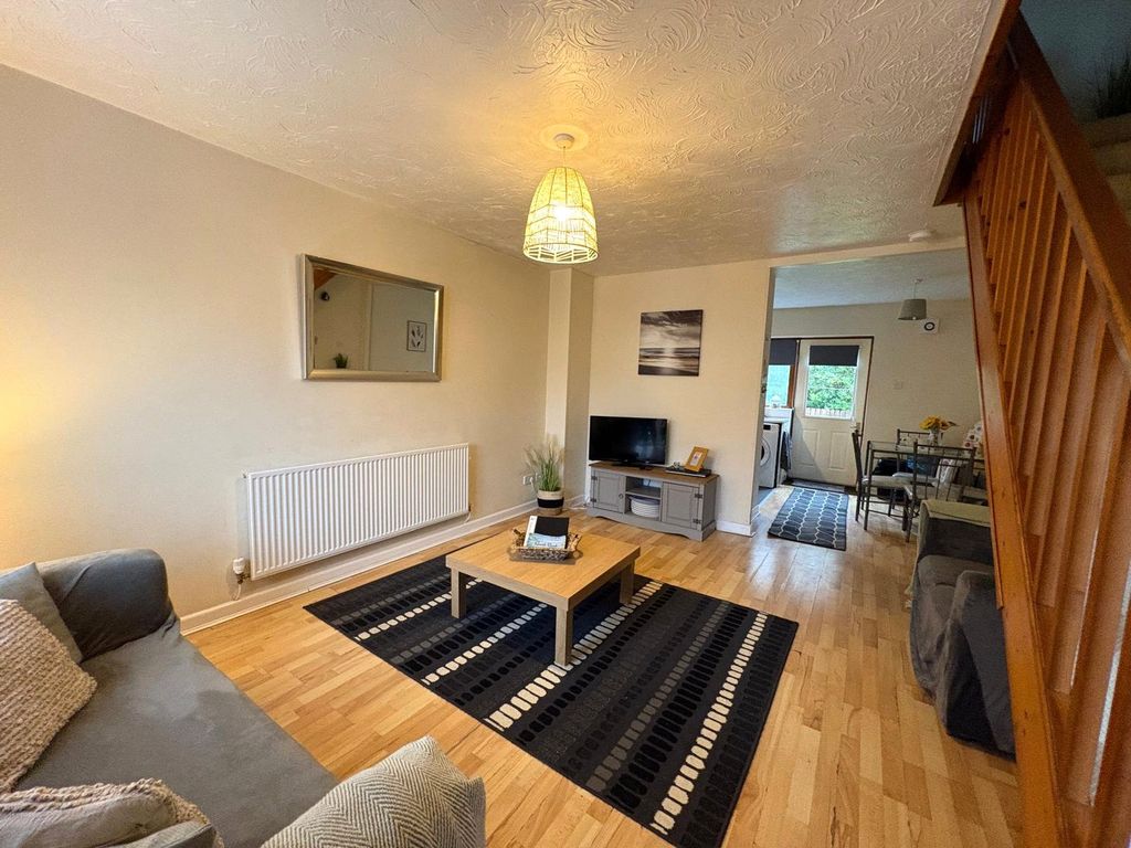 Property photo 3 of 11 Picture No. 22
