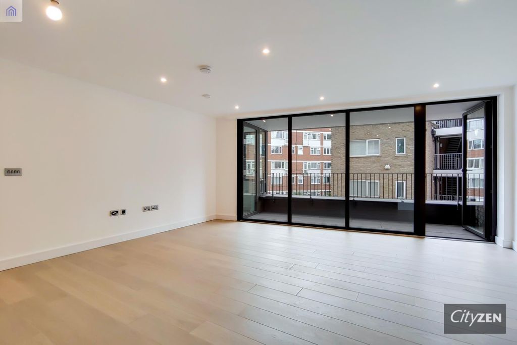 Property photo 2 of 19 Reception Room