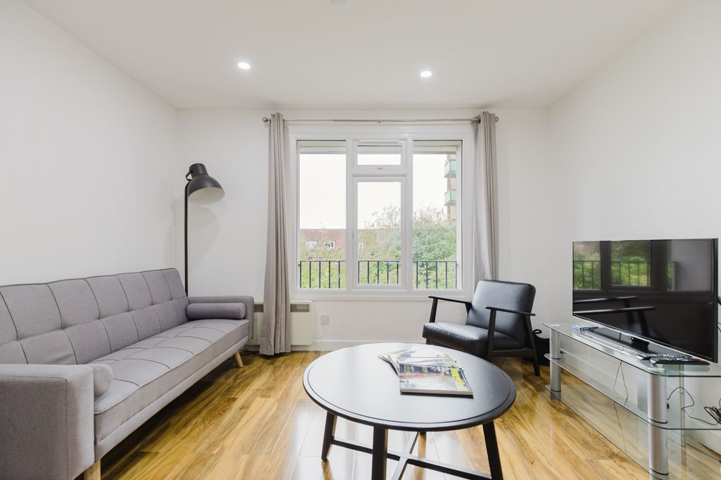 Property photo 1 of 26