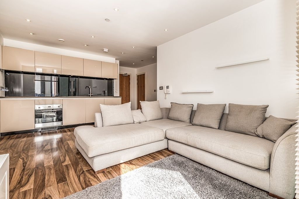 Property photo 3 of 9 Open Plan Living Roo