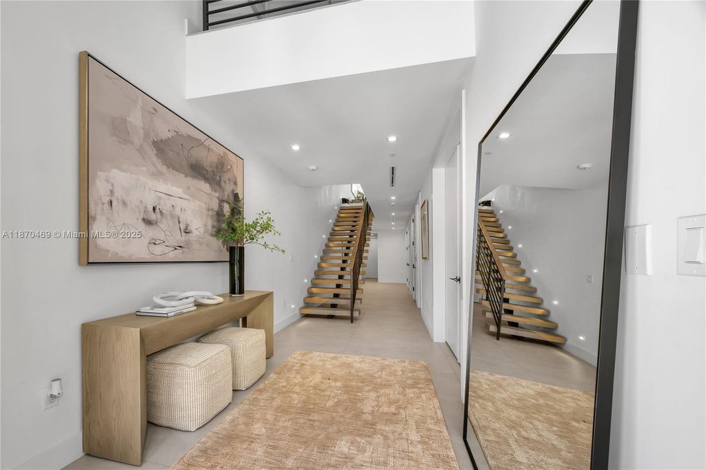 Property photo 2 of 50 <Alttext/>