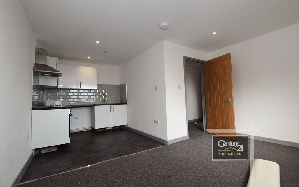 Property photo 1 of 3