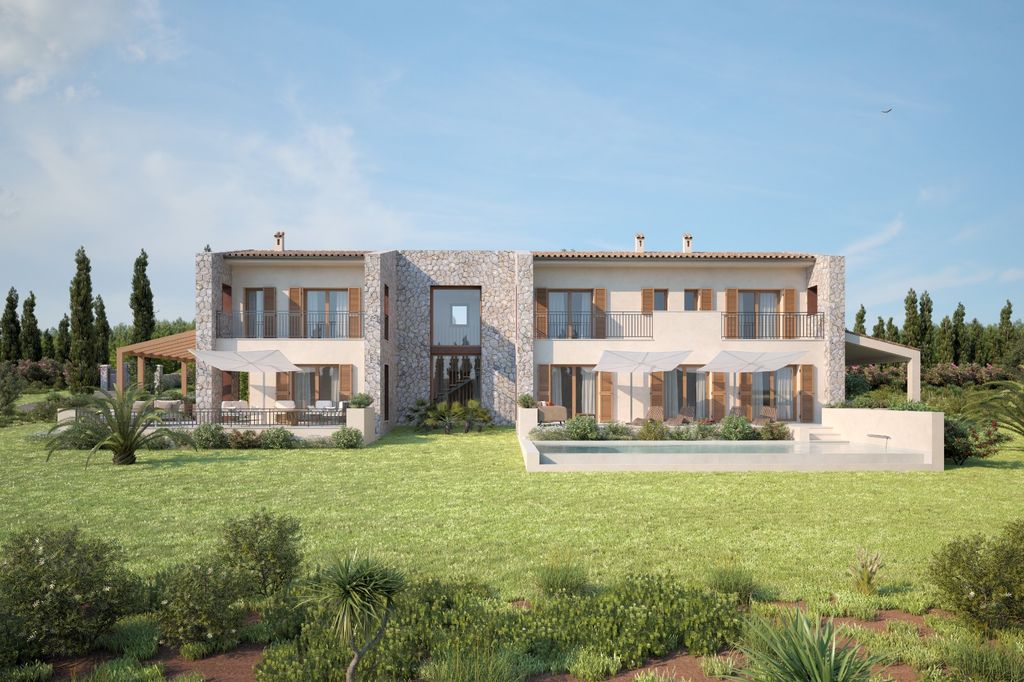 Property photo 1 of 5 001 80727 Front Pool.Jpg