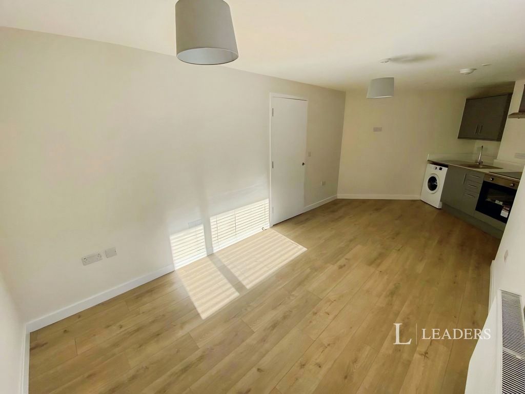 Property photo 2 of 8 2
