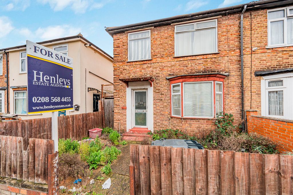 Property photo 1 of 9