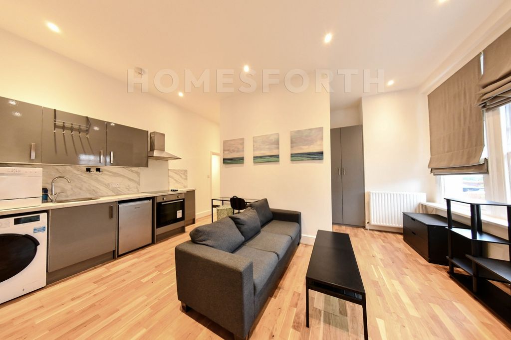 Property photo 3 of 7 Photo 1