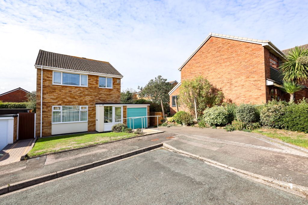 Property photo 1 of 27