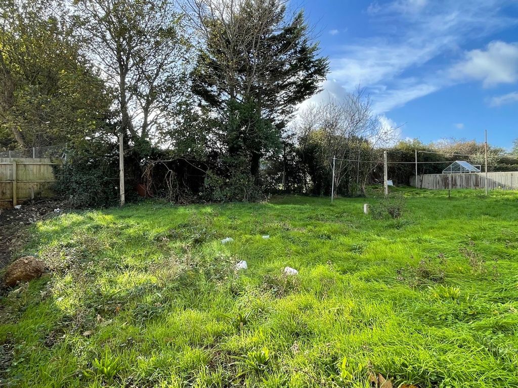 Property photo 3 of 9