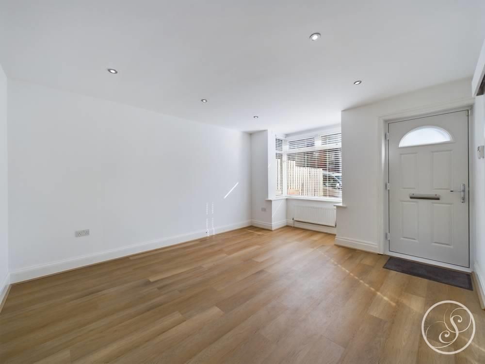Property photo 3 of 6 Cam02071G0-Pr0163-Still001-Thumbnail-H750-70.Jpg