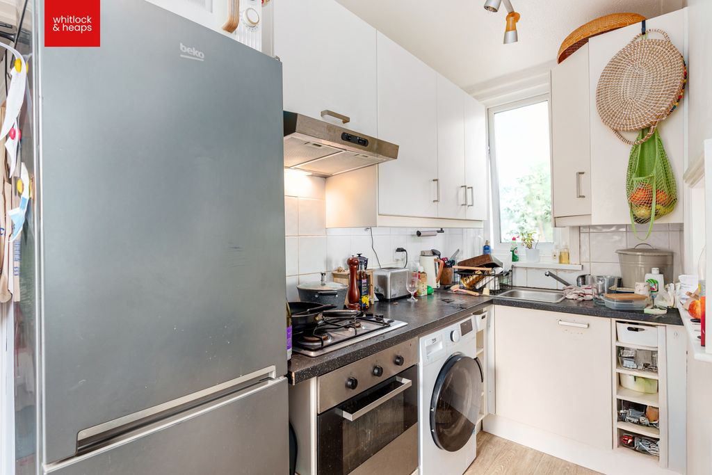 Property photo 2 of 9