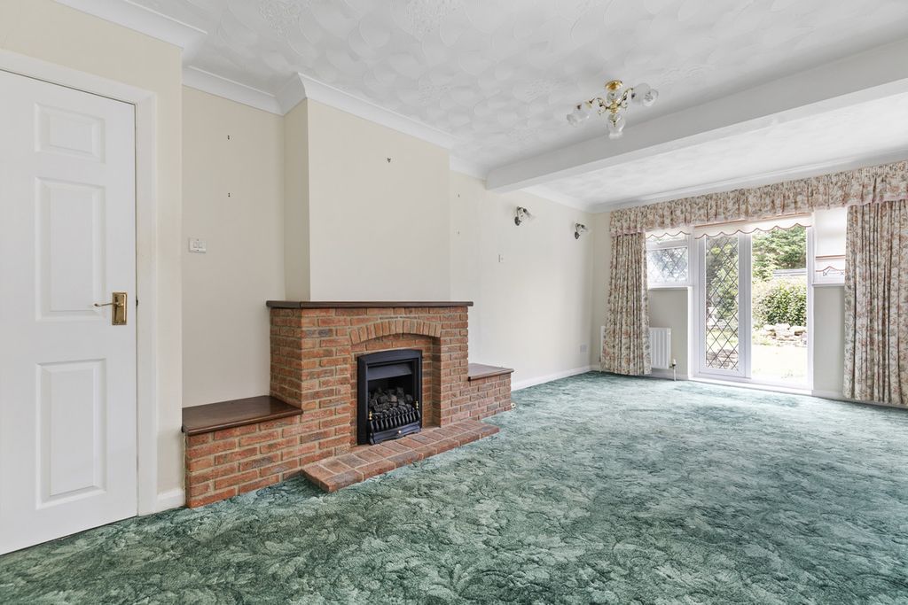 Property photo 3 of 13