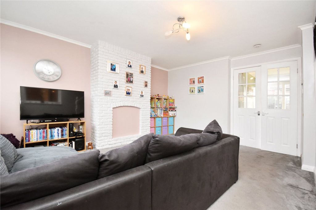 Property photo 2 of 15 Picture No. 08