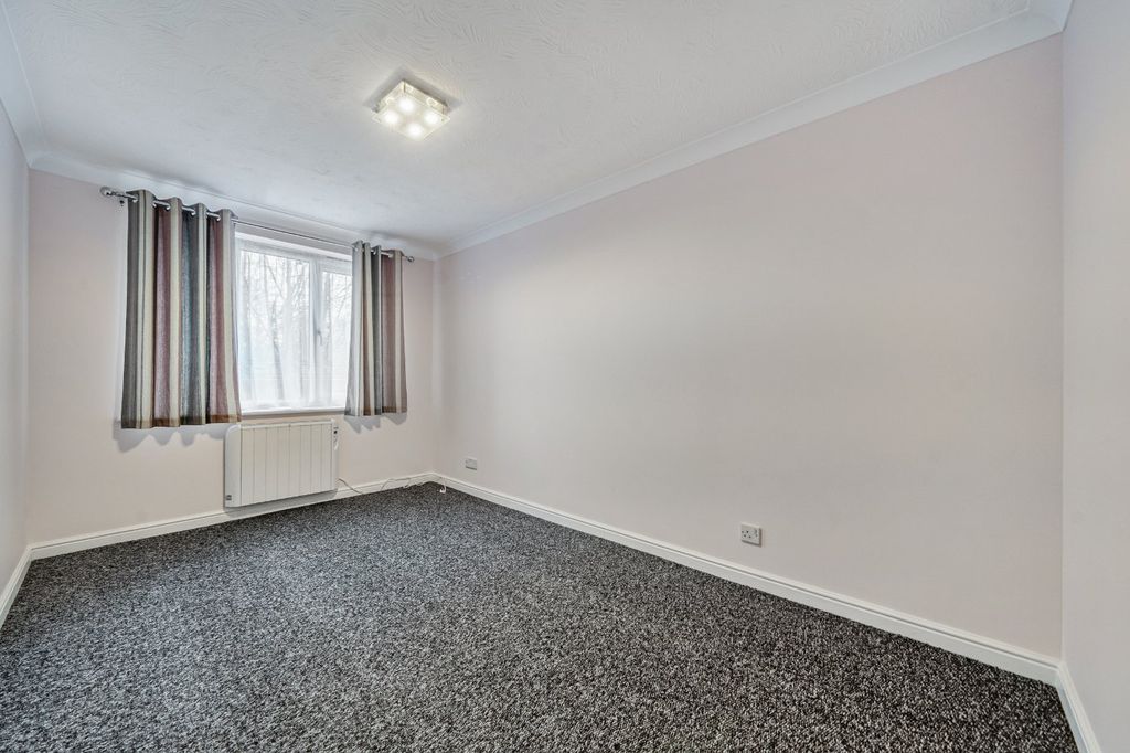 Property photo 3 of 11 Picture No. 14