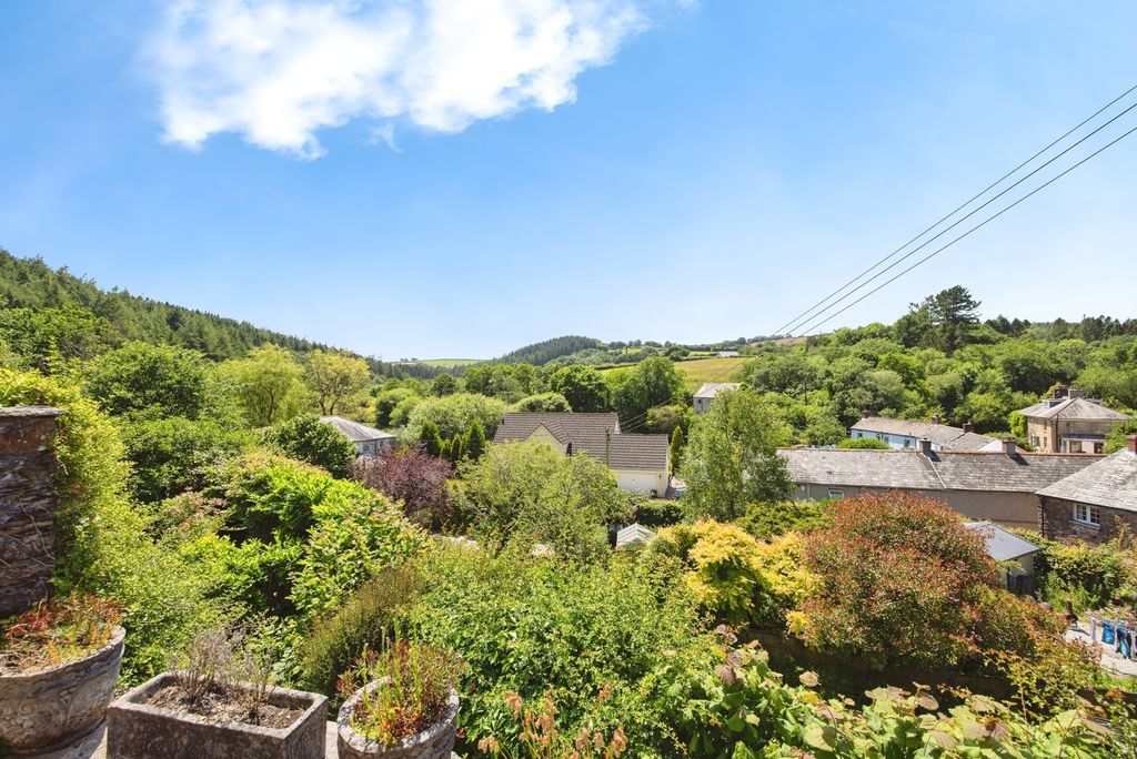 Property photo 3 of 18 Countryside View