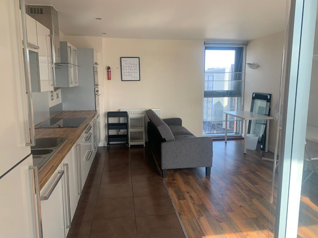 Property photo 2 of 18