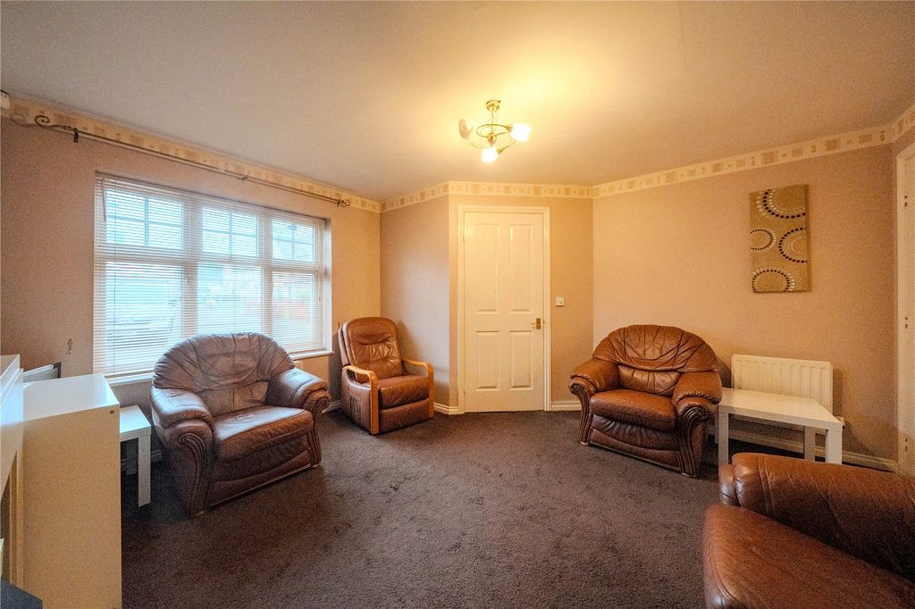 Property photo 2 of 16 Picture No. 09