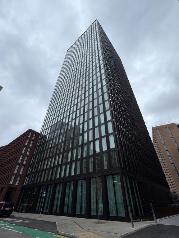 Property photo 1 of 27