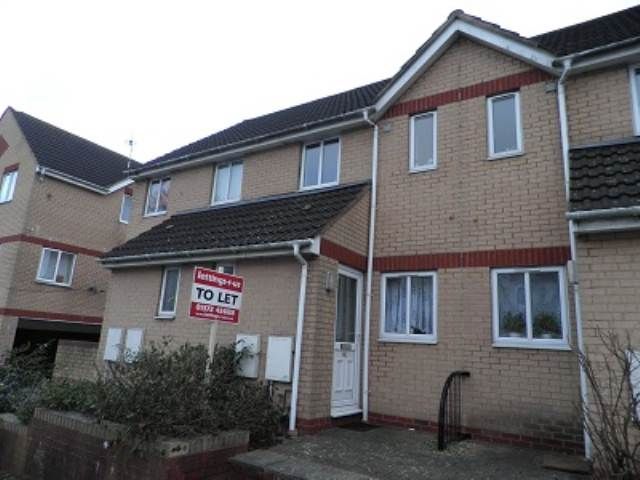 Property photo 1 of 11 Front