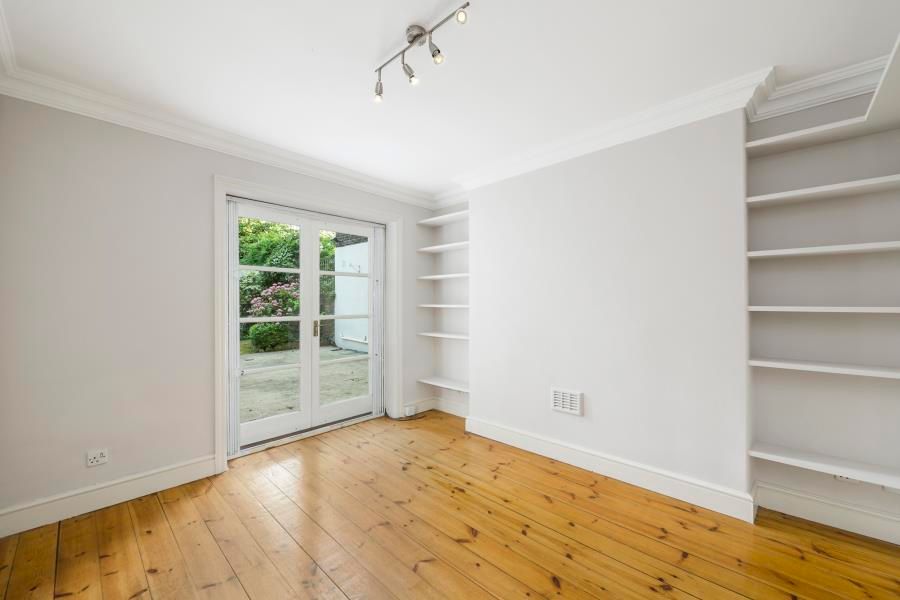 Property photo 2 of 7