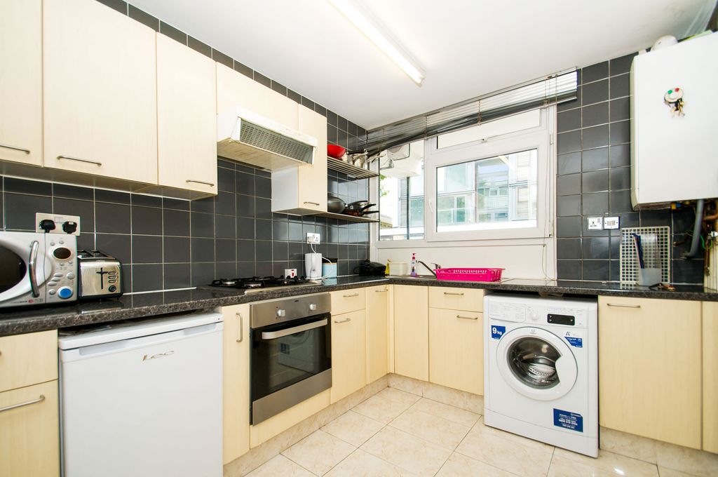 Property photo 1 of 4