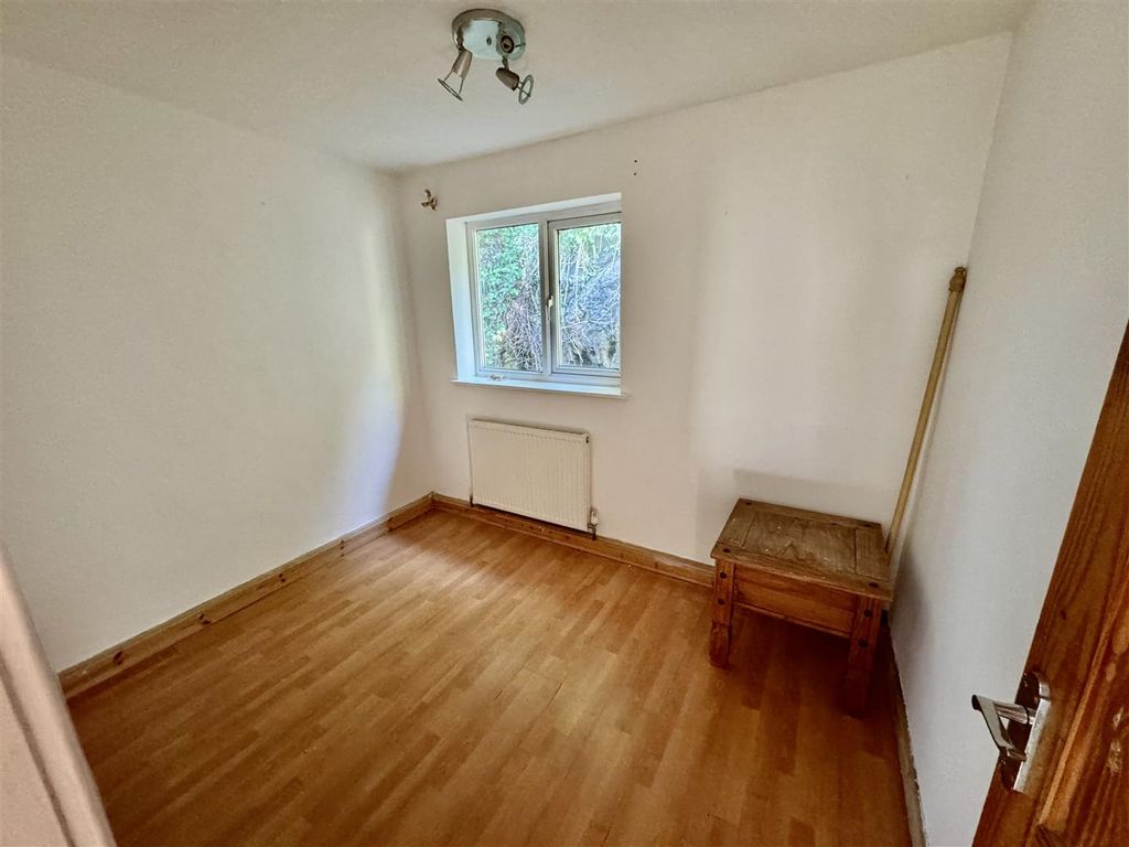 Additional image 6 of 2 bed terraced house to rentAbererch Road, Pwllheli LL53