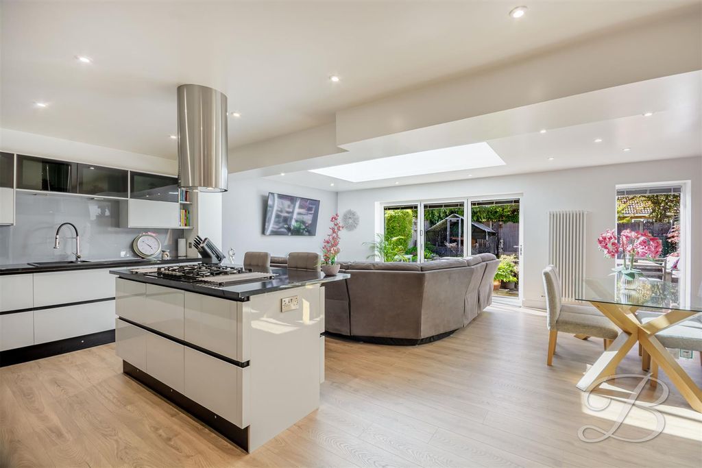 Property photo 3 of 54 Ccltd-8.Jpg