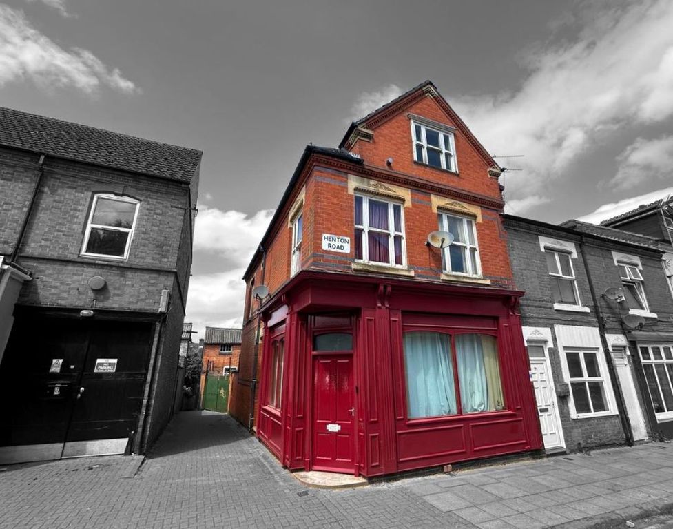 Property photo 1 of 6