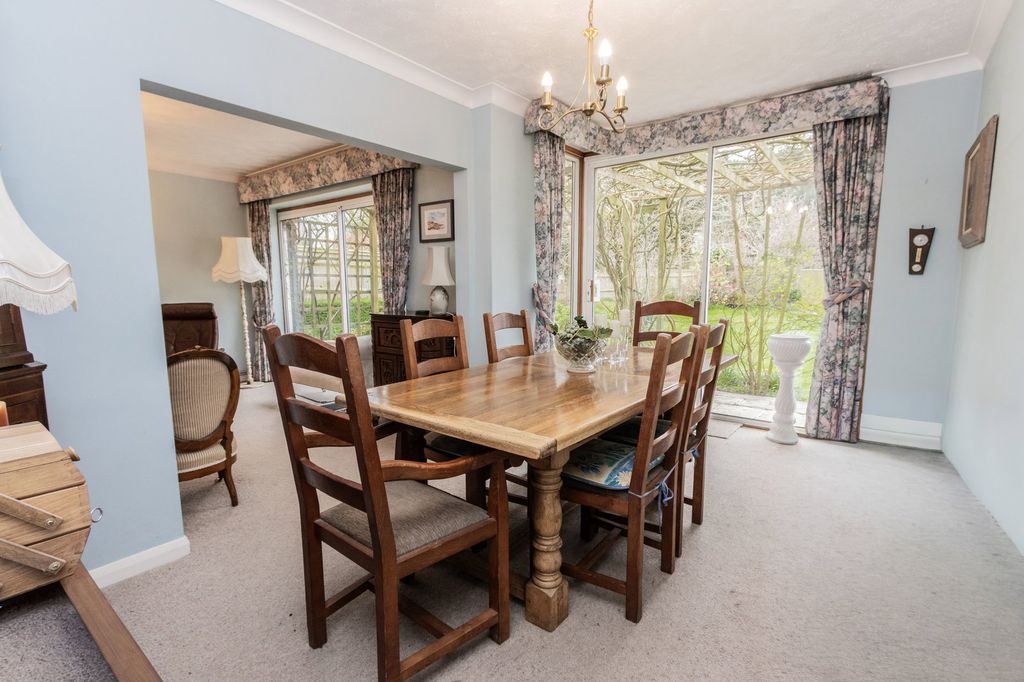 Property photo 3 of 15