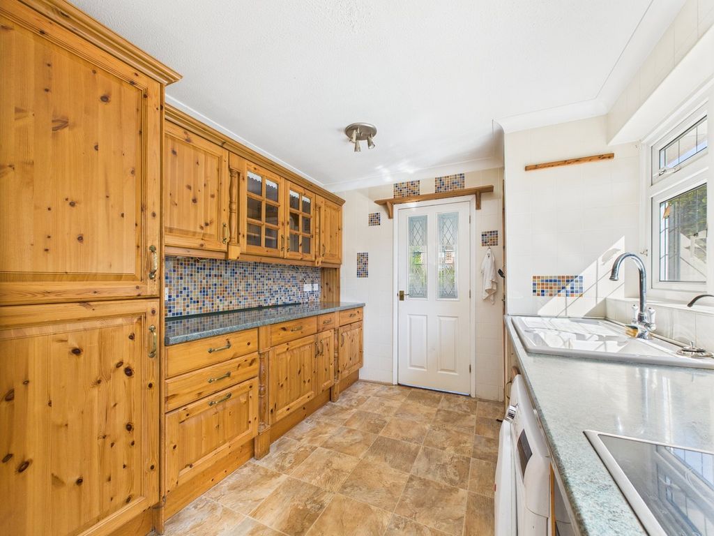 Property photo 3 of 16