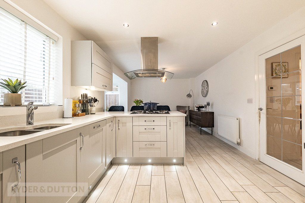 Property photo 2 of 25 Kitchen Diner