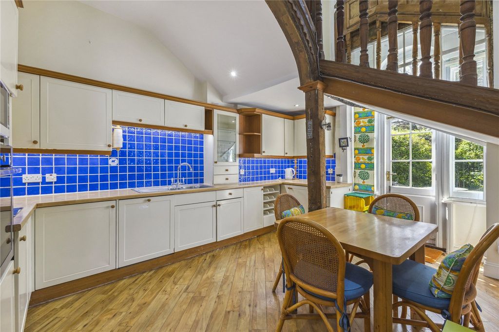 Property photo 3 of 15 Kitchen/Dining Room