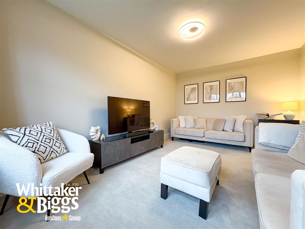 Property photo 2 of 38 20251112_130458850_Ios.Jpg