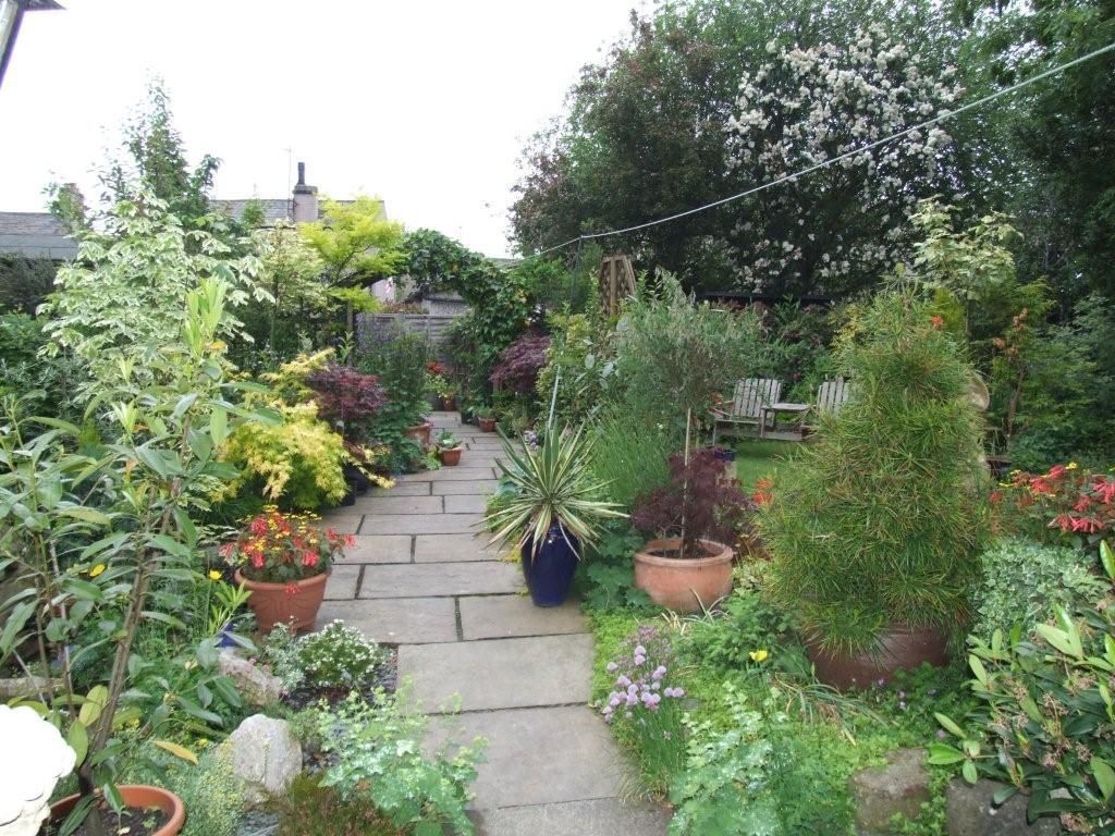 Property photo 3 of 7 25 High Street Gardens.Jpg