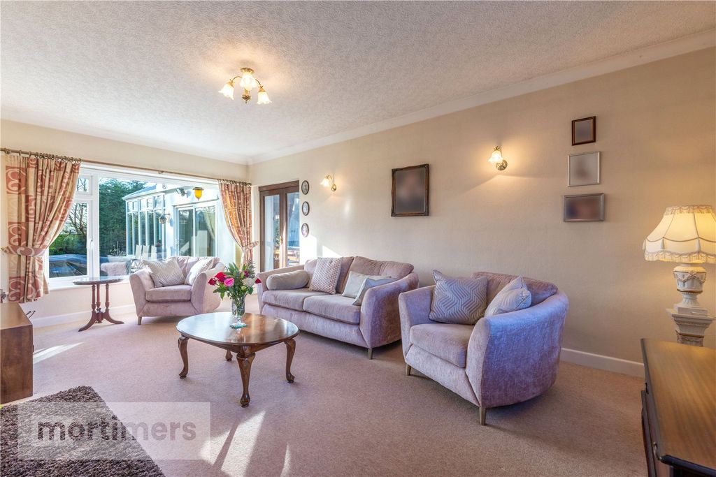 Property photo 3 of 28 Living Room